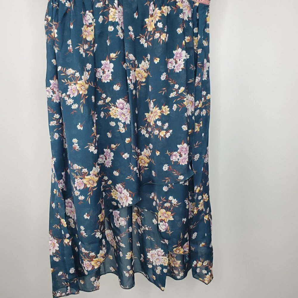 Nwt Chelsea28 Green Branching Lilies Flutter Sleeve Pleated Detail Flora — image 6 of 8